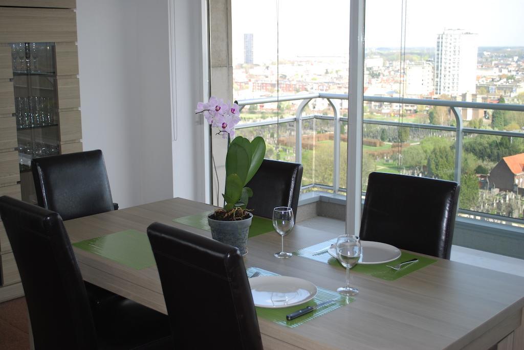 Apartment View Of Antwerpen Rom bilde